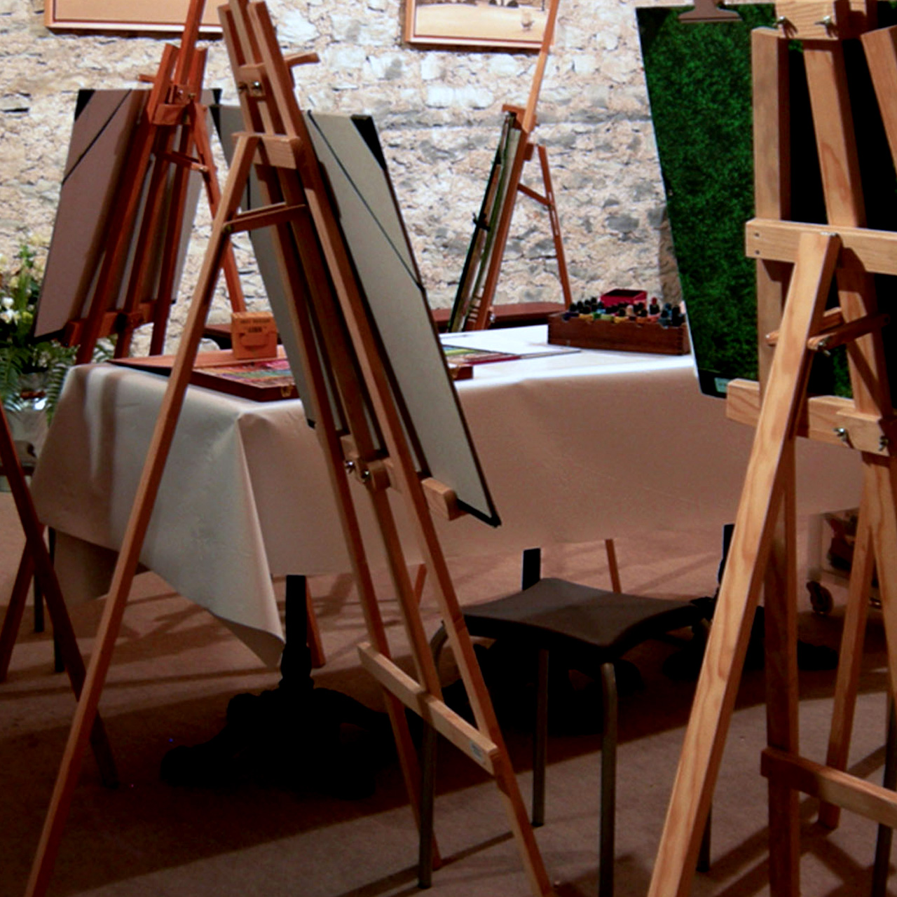 pole-atelier-crea-la-montagne-sud-allemans-dordogne