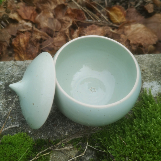 Aurel-ceramics-ceramique-poterie-boite-la-montagne-sud-allemans-dordogne